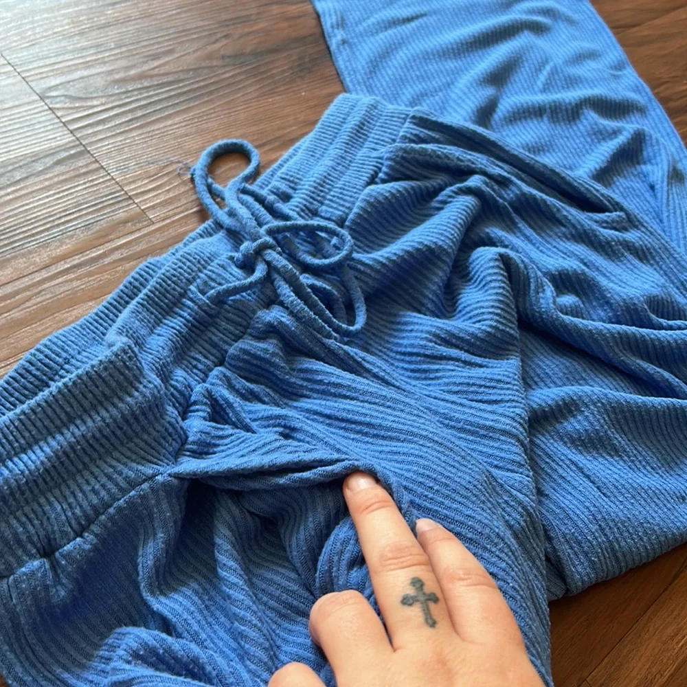 O’Neill blue loungewear set with hood and pockets - Picture 4 of 9